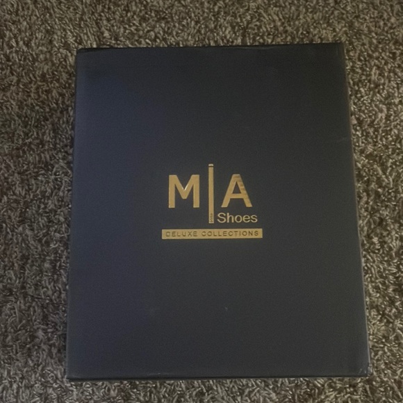 CLOSED SQUARE TOE CHUNKY PLATFORM ANKLE SOCK BOOT IN ZEBRA PRINT FAUX LEATHER - Picture 2 of 8